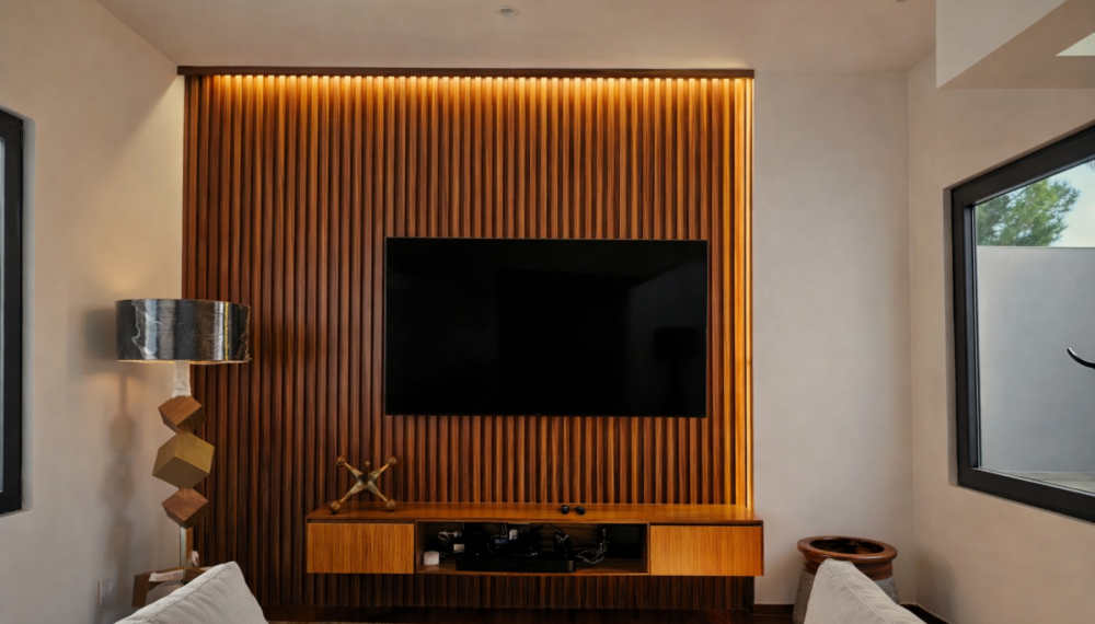 Diseño de interiores para Hall de TV con iluminación ambiental para proyecto residencial H18